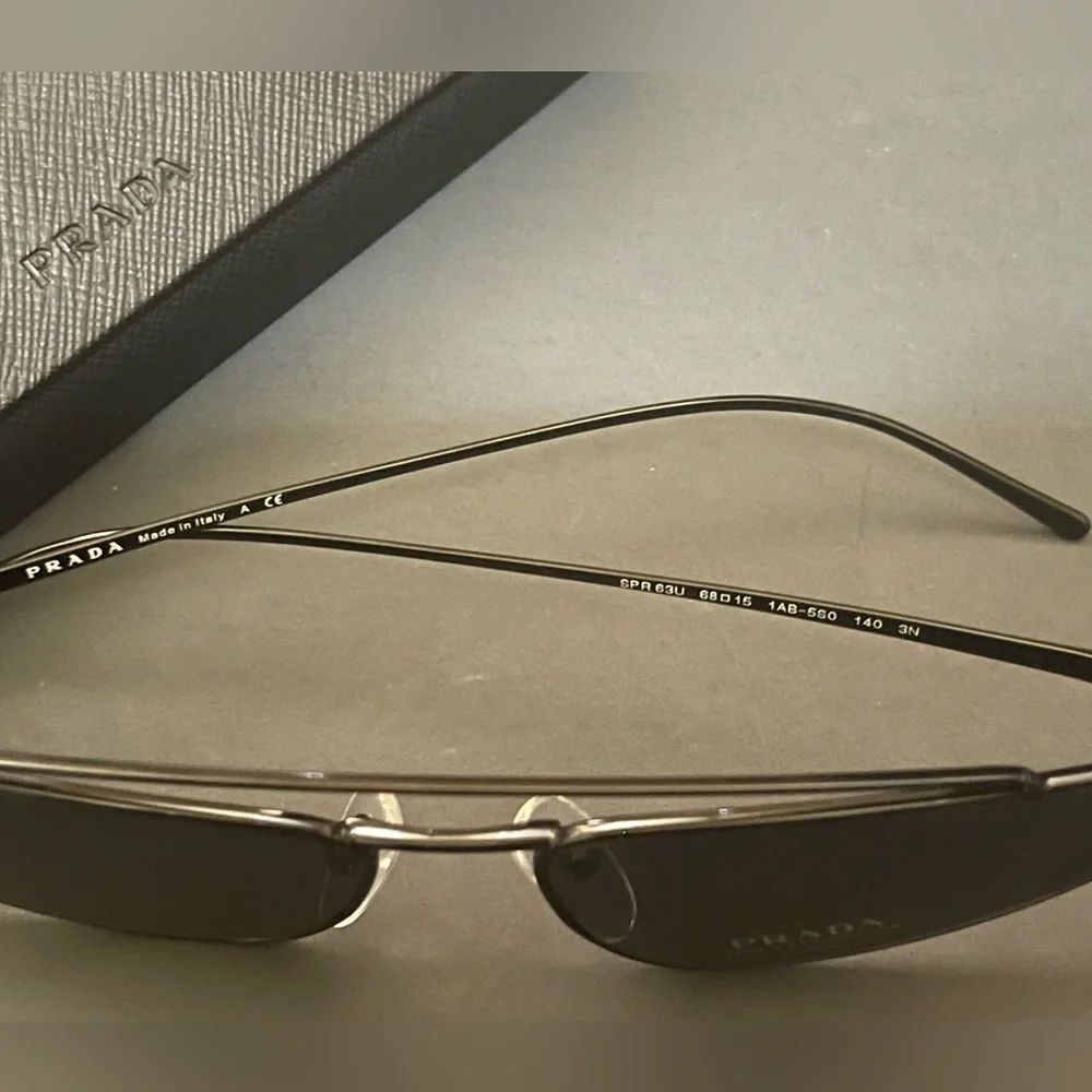 PRADA SPORT WOMEN’S CAT EYE SUNGLASSES SPR 63U (1AB-5SO) BLACK NWOT - Picture 4 of 5